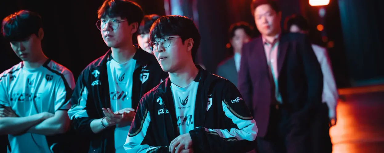  Generation Gaming 가  G2 Esports 와 Esports World Cup 2025 준결승에서 맞붙습니다.