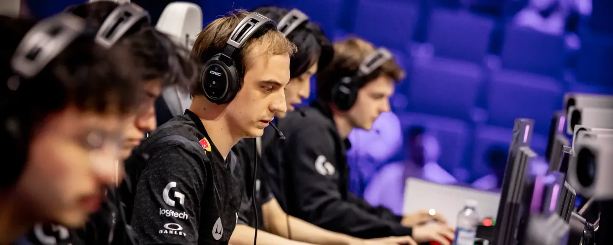  G2 Esports ,  Cloud9 , и Hanwha Life в Открывающих Группах на Кубке Мира по Киберспорту 2025