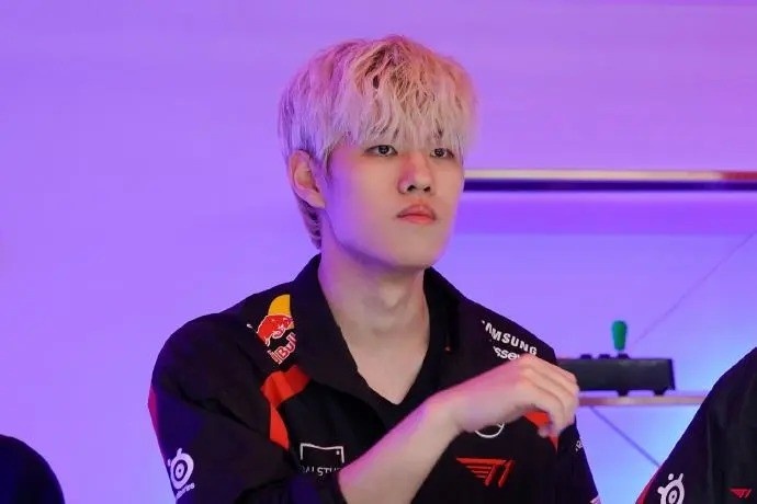  Oner : My Lee Sin championship skin is definitely more beautiful than Bengi's and Tian's