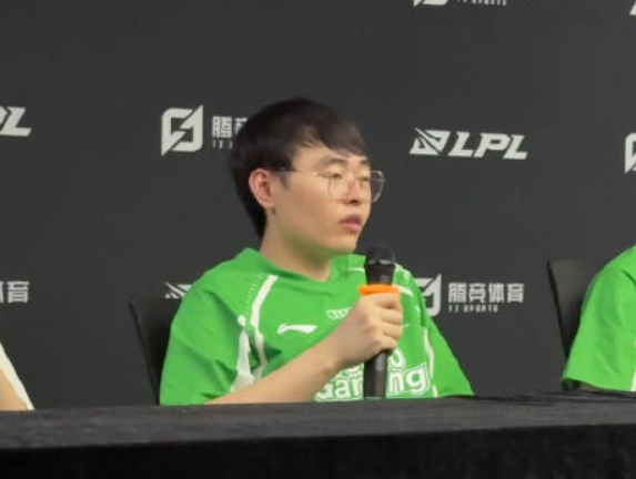  Breathe : After playing for so many years, we've finally made it to the finals. Let's enjoy the stage and meet ELK at the peak.