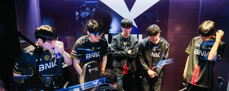  KT Rolster  据报道将目标锁定在  Raptor 、 Taeyoon  和  Kellin  上，以进行 2027 年重建