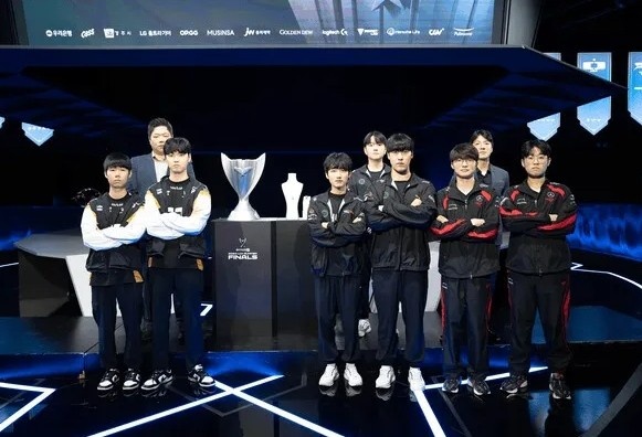 kkOma: We will show that "the way out is not only in the top lane" in the losers' final.