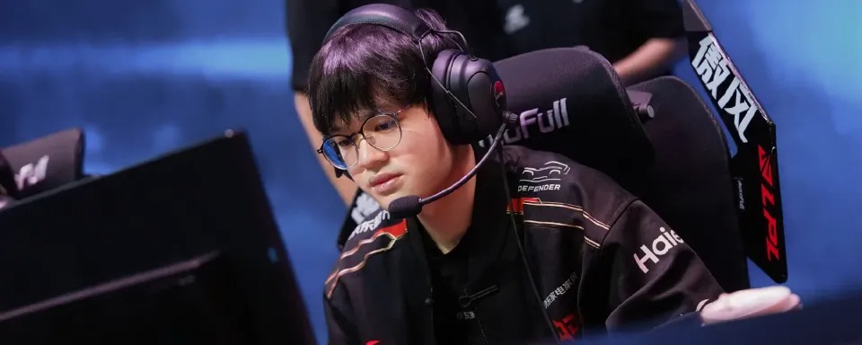  JD Gaming  从 LPL Split 3 2025 中淘汰  Weibo Gaming 