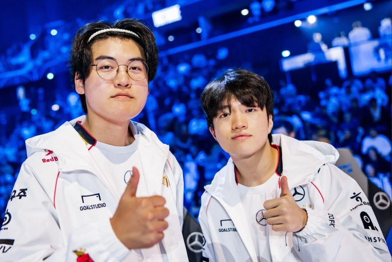 Leaper, el exjugador de KDF en la línea inferior: en el partido de entrenamiento fui golpeado severamente por el Aphelios y el Rakan de T1, y a los 7 minutos ya me habían derribado la torre.