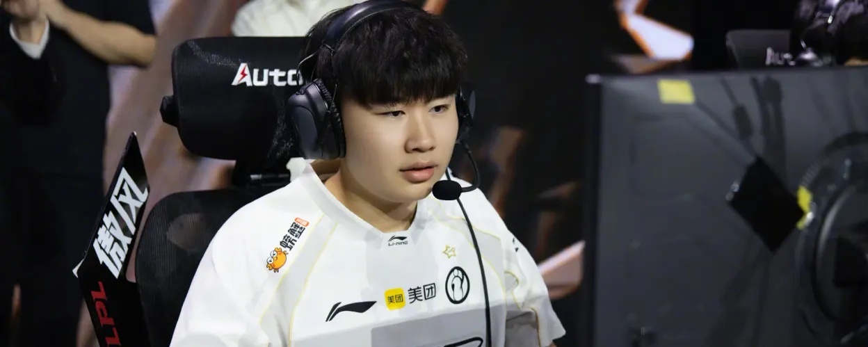 Invictus Gaming  eliminate  Top Esports  as  Ninjas in Pyjamas  sweep  JD Gaming 