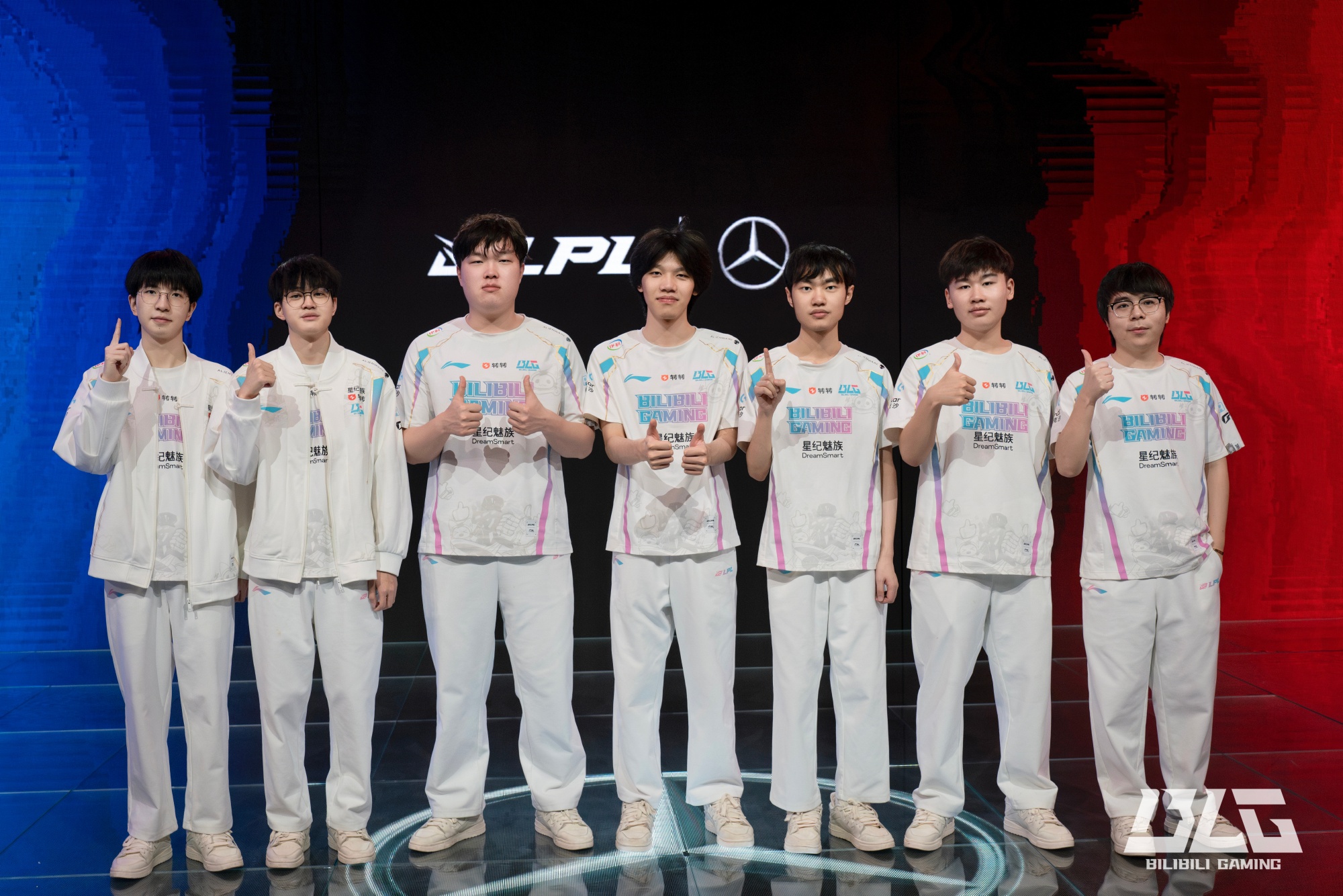 Starting Again! BLG Participates in International Competitions for the Fifth Time: Double Victory Over T1 in MSI, Defeated by T1 in the E-sports World Cup