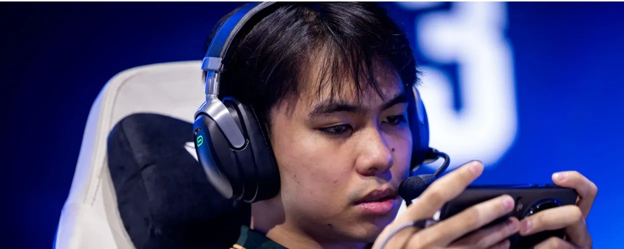  Team Falcons  hand ONIC PH first loss as Team Liquid PH and Omega secure wins