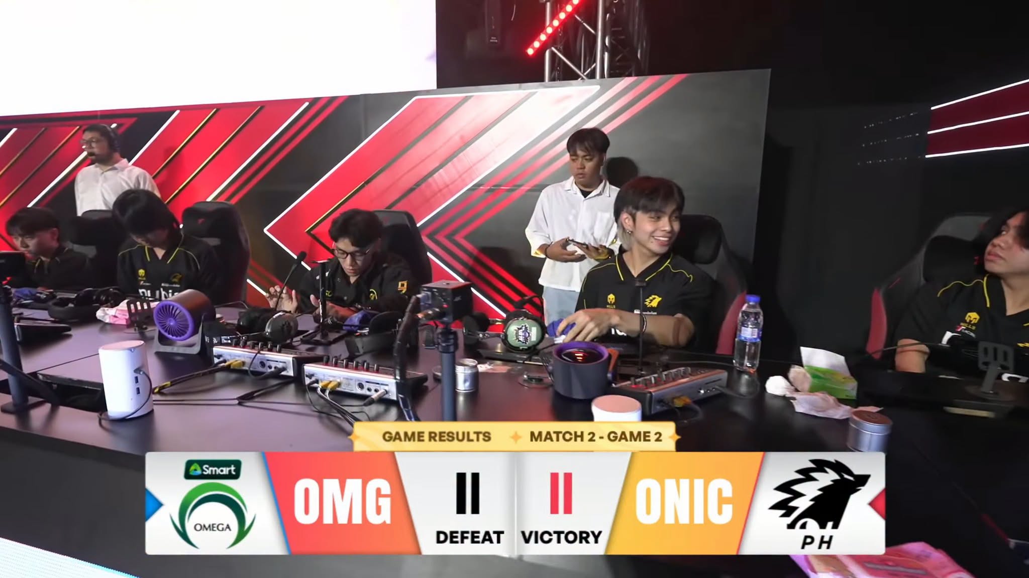AP.Bren 和 ONIC Philippines 在周五的 MPL PH 比赛中横扫