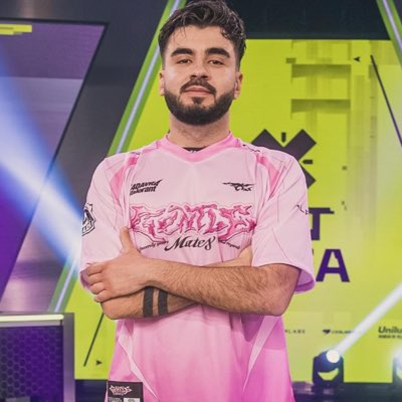 【Player Update】M8  kAdavra  đã đổi tên trong game thành K4DAVRA