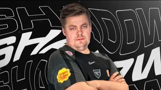 ShadoW becomes restricted free agent