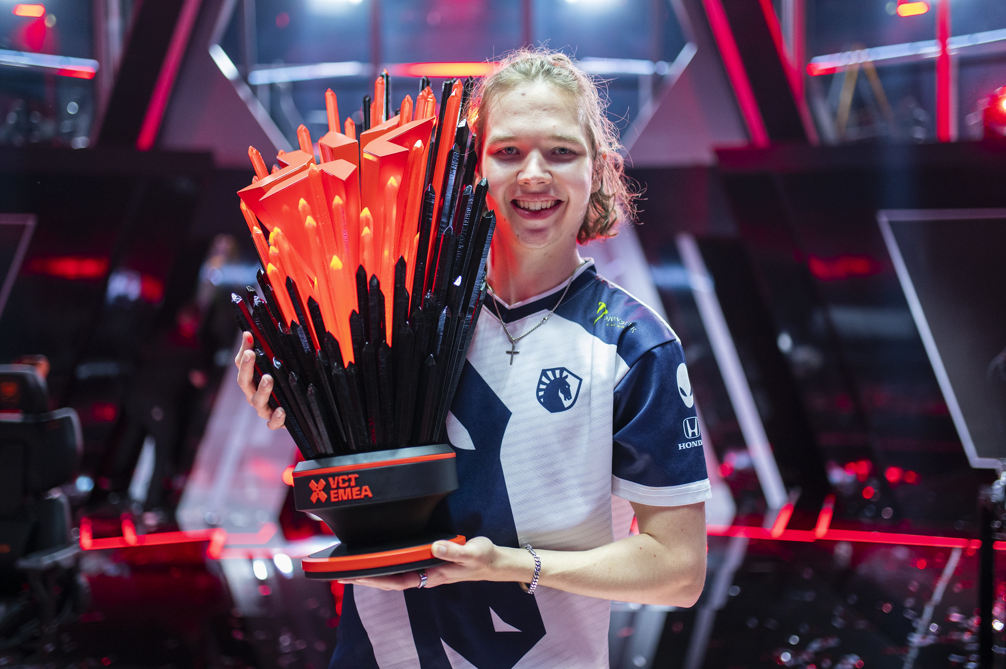 TL  Jamppi ,  Mistic , and  Enzo  enter restricted free agency
