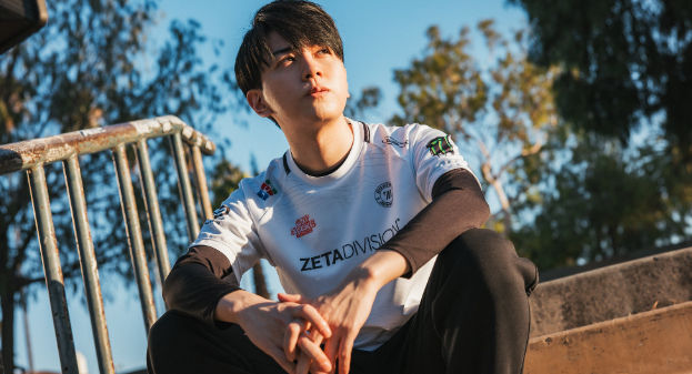  ZETA DIVISION 's Laz 은 은퇴를 발표합니다